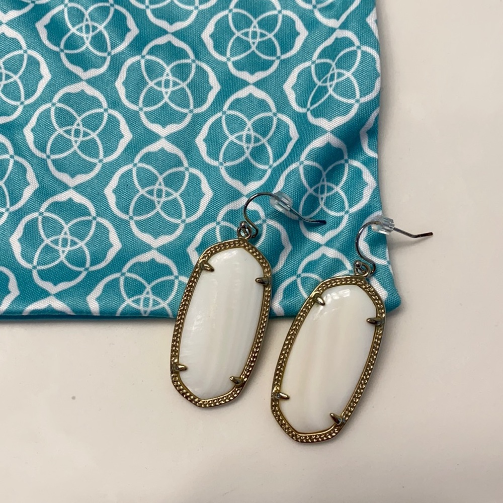Kendra Scott Elle Earrings